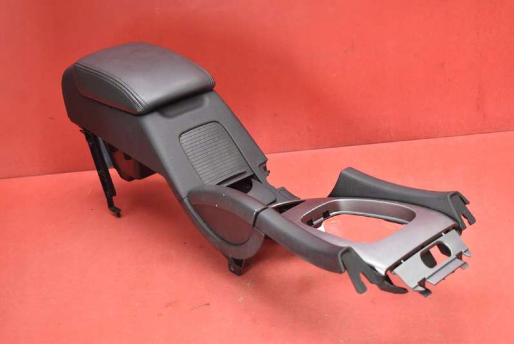 MITTELTUNNELARMLEHNE EU 12790310 SAAB 9-3 93 2 II LIFT 07-11 Product image