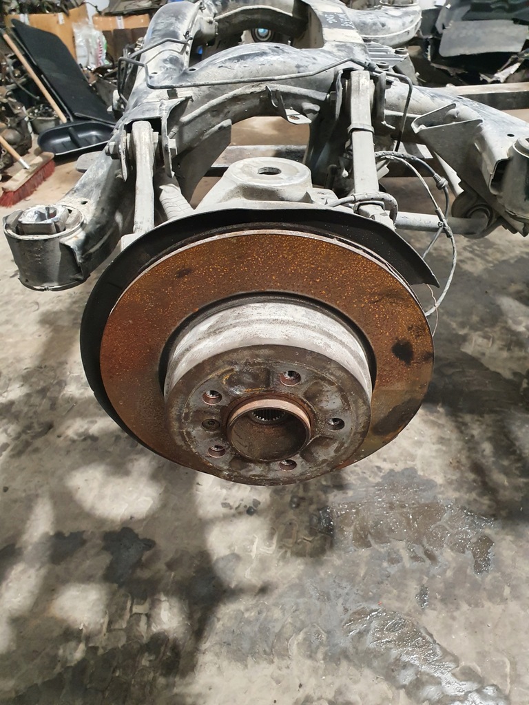 HINTERE TRÄGERAUFHÄNGUNG BMW X5 X6 F15 F16 2.0D Product image