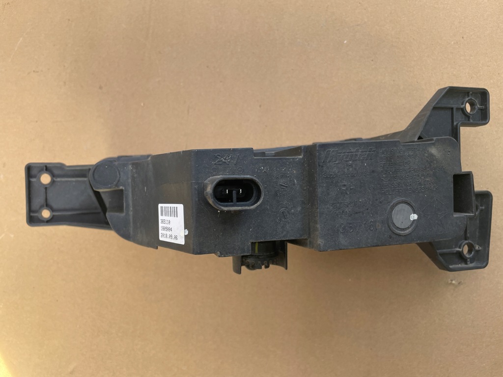 Jeep Grand Cherokee WK2 SRT Halogen rechts Product image