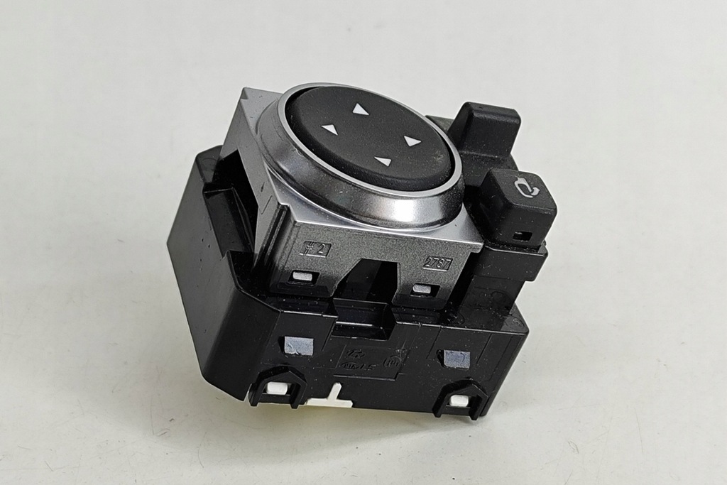 KIA SOUL SK3 Spiegelverstellschalter 93530-K0200 2019 25293239 Product image