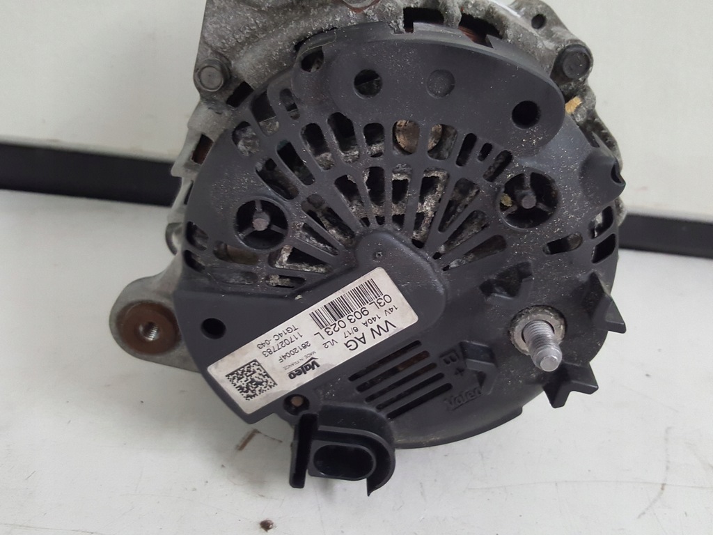 VW PASSAT B8 1.6 TDI DCX 88KW-120KM LICHTMASCHINE Product image