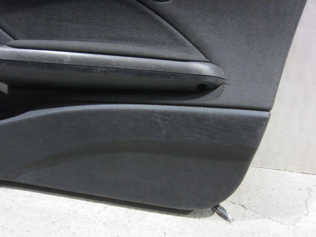 BMW E46 COUPE CABRIO SEITE, RECHTE TÜRPOLSTERUNG Product image