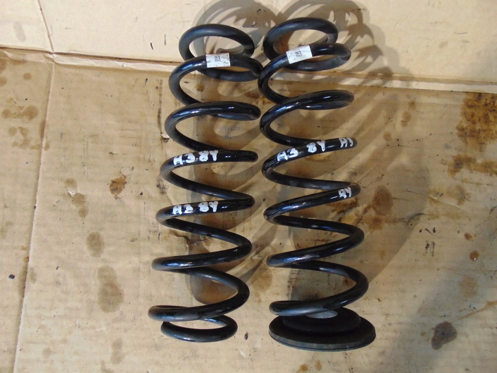 HINTERE STOSSDÄMPFER AUDI A3 8Y 5WA512011C Product image