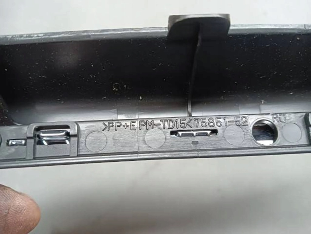 M14 RAMKA MIESZKA TUNELU SUZUKI SWIFT MK8 Product image