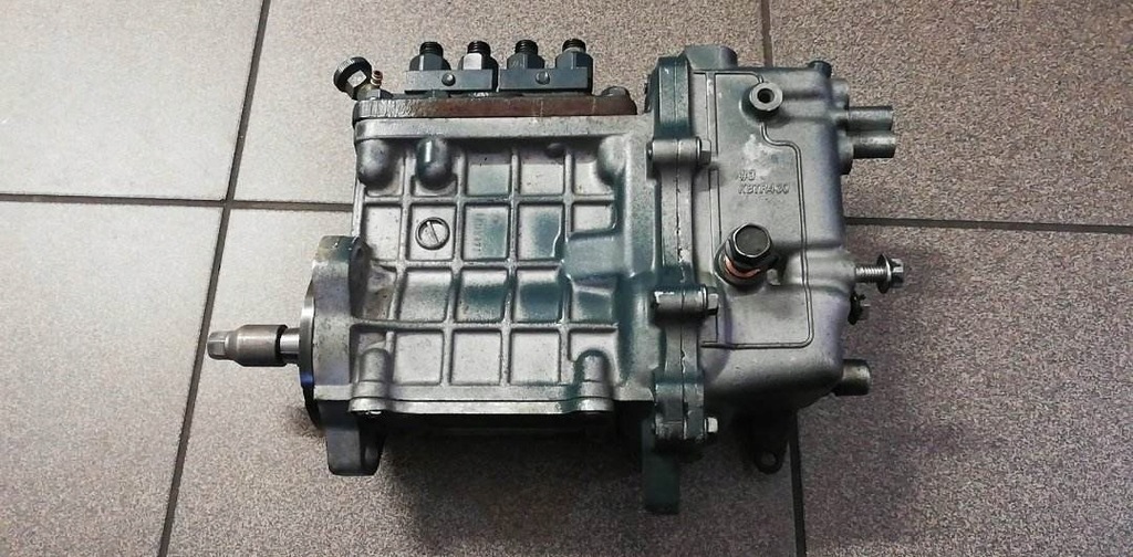 Kubota V3600 Kraftstoffeinspritzpumpe Product image