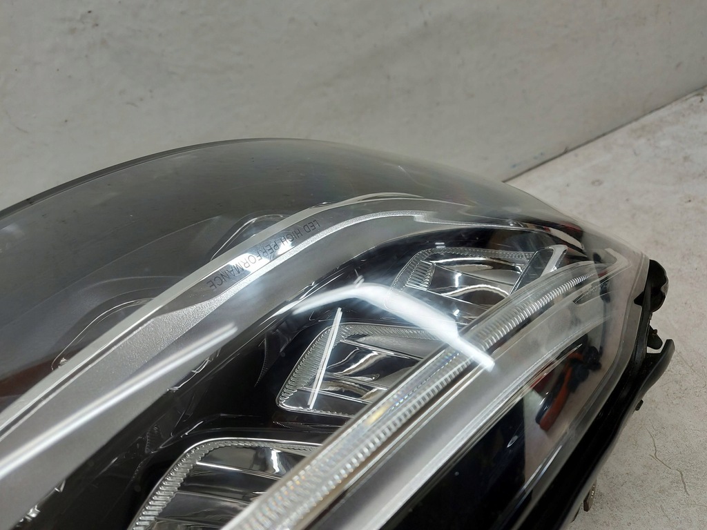 Mercedes-Benz C Klasse 205 W205 Heben Product image