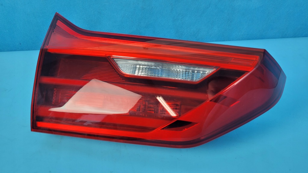 BMW 5' G31 18r HAUBENLAMPE LINKS HINTEN LED 7388949 Product image