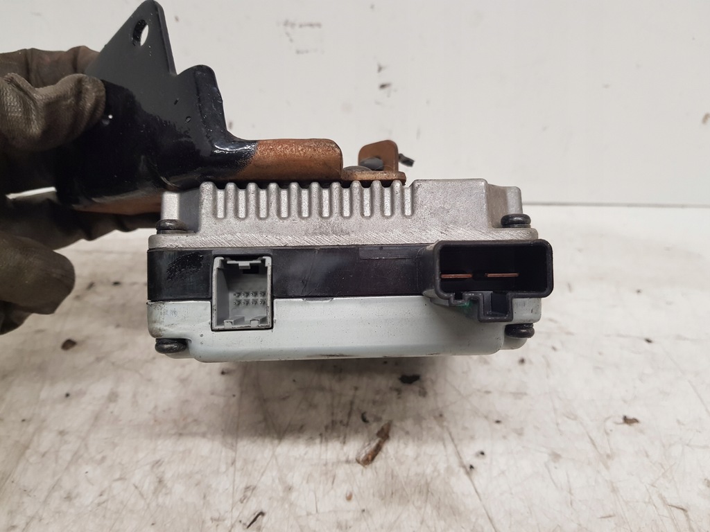 HYUNDAI I40 POWER CONTROLLER MODUL 3Z563-99500 2011- Product image