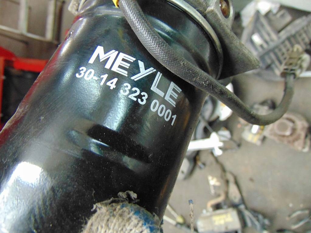 MAZDA 5 V I 2.0D 143KM 07 MANUELLE KRAFTSTOFFPUMPE Product image