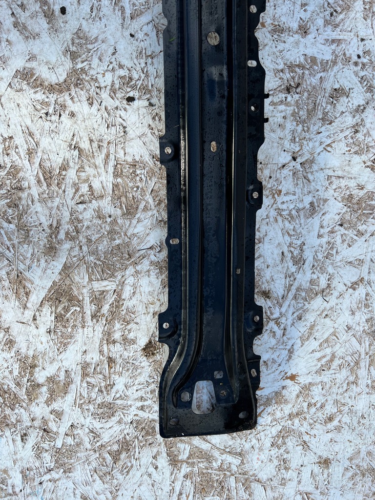VORDERER TRÄGER SUZUKI SWIFT MK8 LIFT 20- Product image