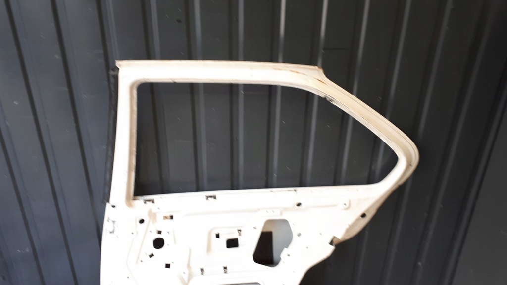Rechte Hintertür BMW E36 LIMOUSINE, WEISS Product image