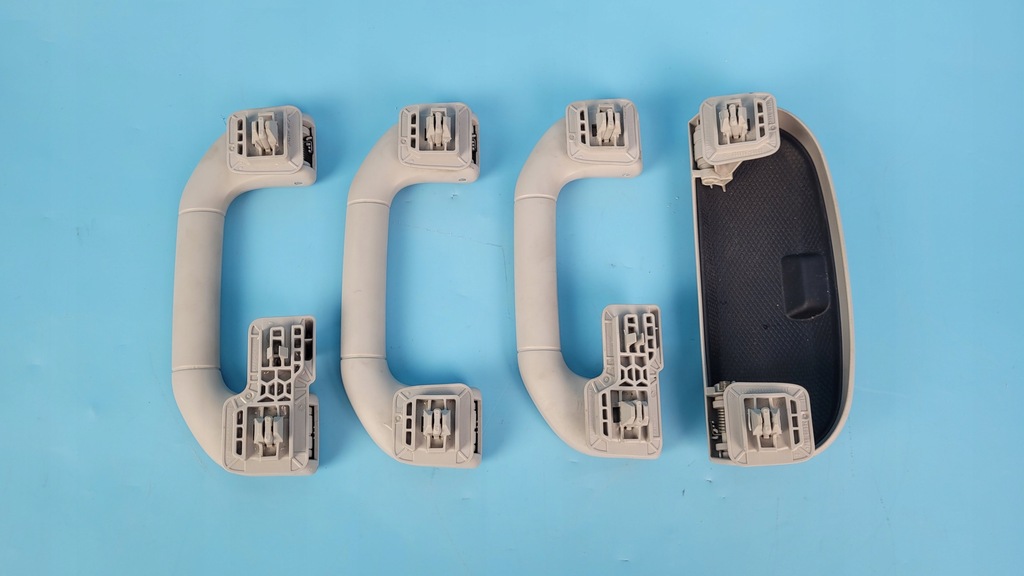 MERCEDES W218 CLS Griff Dachhimmel Griff A2048100151 Ablagefach A2048100041 Product image