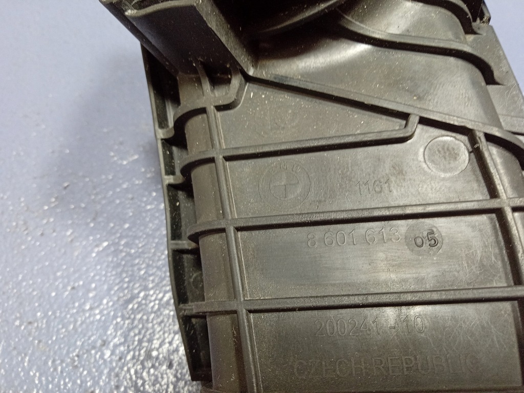 BMW X5 G05 4.4 V8 Ansaugkrümmer 8601613 Product image