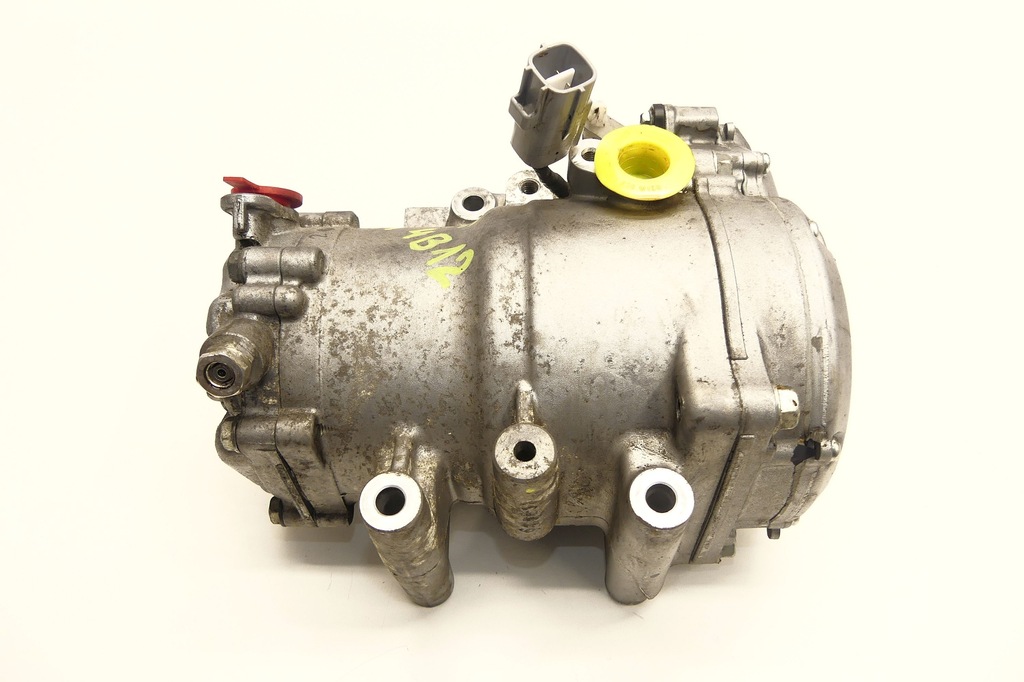 MITSUBISHI OUTLANDER III 2.4 HYBRID 4B12 2019 KLIMAANLAGEKOMPRESSOR Product image