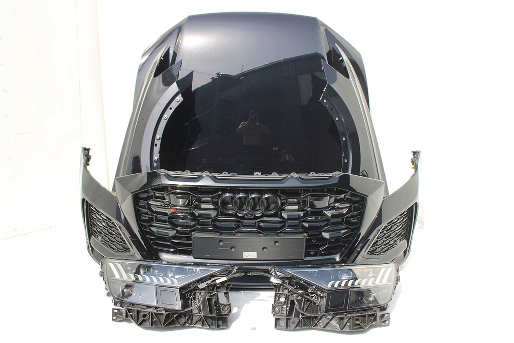 Audi RSQ8 Frontmatrix -Maske Madguard Stoßstange Gürtel Product image