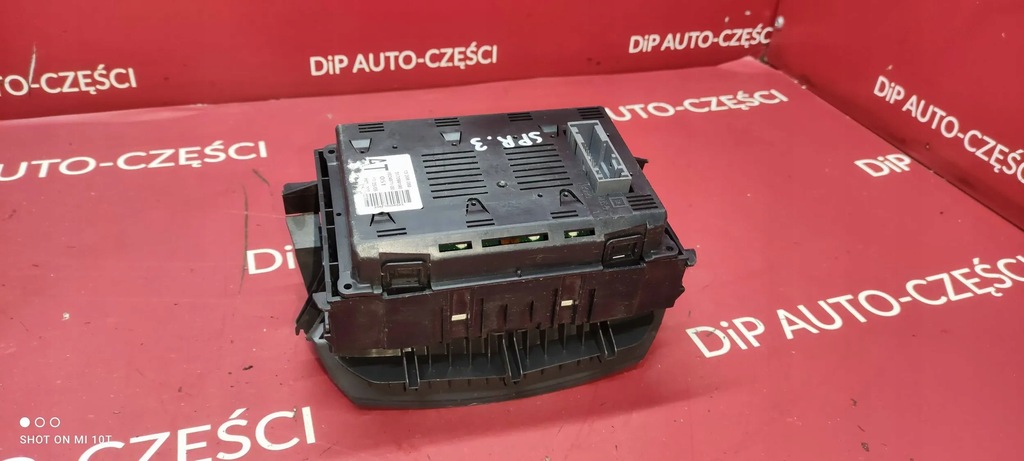 U100 Opel Zafira B 13208089 Display Product image