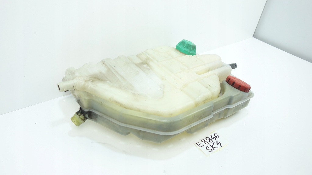 Mercedes ATEGO 2004- A9705000449 Kühlmittelausdehnungstank Product image