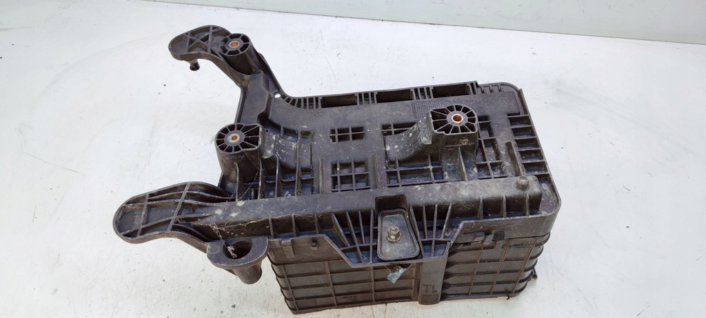 BATTERIEBASIS AUDI A3 8P VOLKSWAGEN SEAT SKODA 1K0915333B Product image
