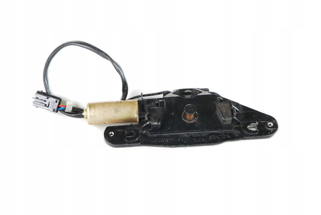 BMW E39 KOMBI Klappenschließschloss 8362371 Product image