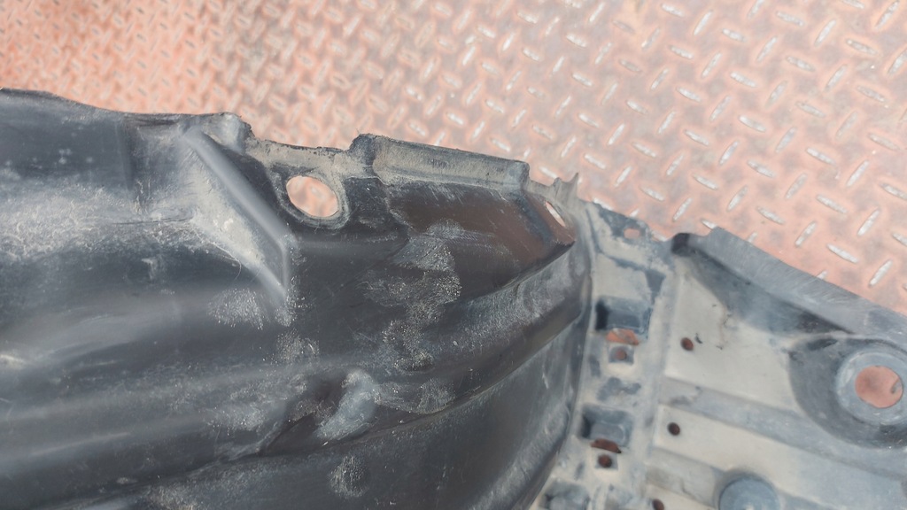 RADkasten LINKS VORNE TOYOTA COROLLA E21 19- SEDAN Product image