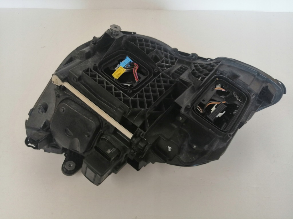 Mercedes W212 Liftlampe Front Full LED ILS A2129063203 Product image