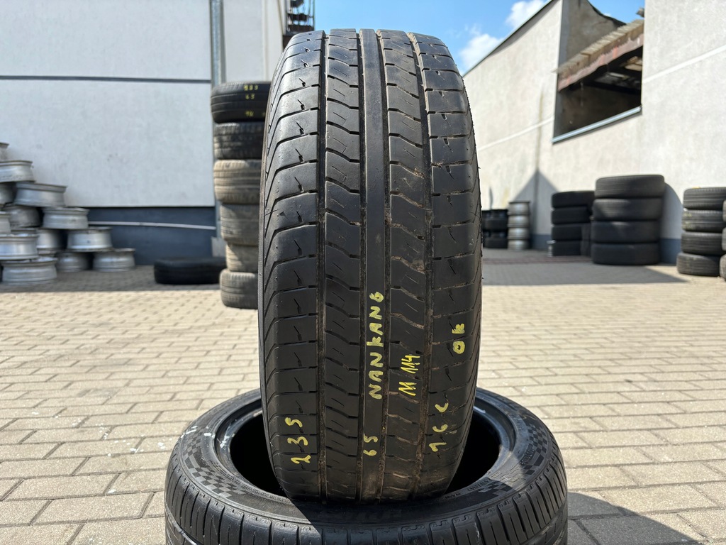BUSREIFEN 235/65R16C 115/113R 8PR NANKANG PASSION CW-20 6MM 2022R Product image