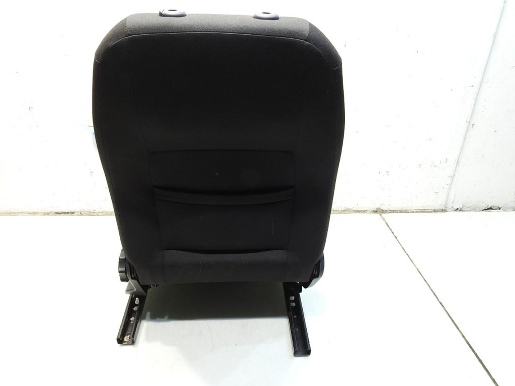 Linker vorderer Sessel Skoda Fabia II Product image