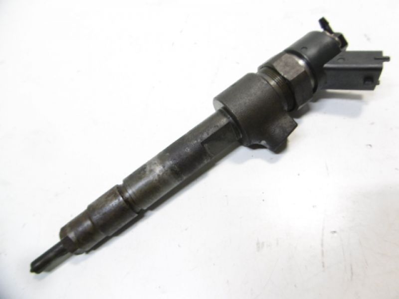 ALFA ROMEO 147 INJEKTOR 0445110002 1,9JTD Product image