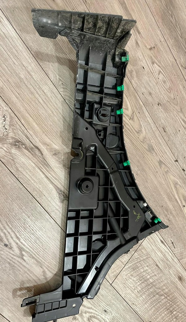 Volvo XC60 II 2023 Schleife Stoßfänger -Halterung rechts nach hinten x2 Product image