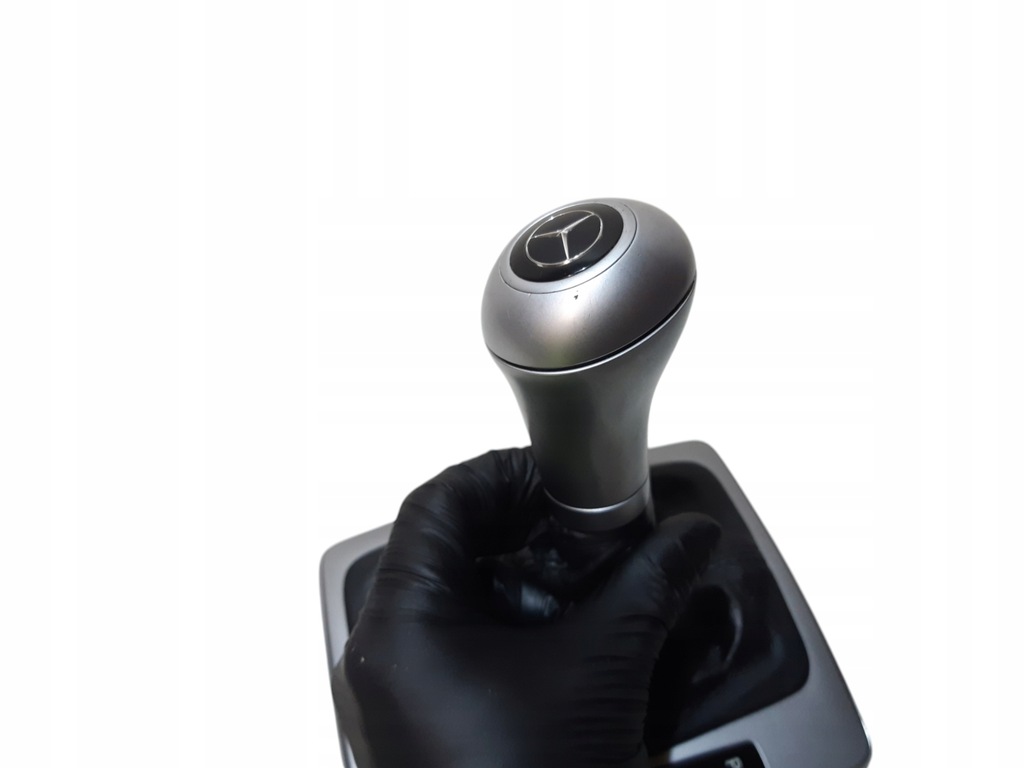 SCHALTKNAUF MERCEDES W204 AUTOMATIK A2042672410, A2042670788 Product image