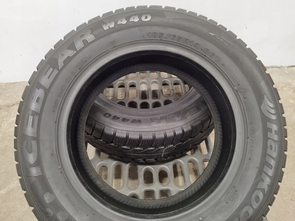 PAAR 185/65R15 HANKOOK ICEBEAR W440 Product image