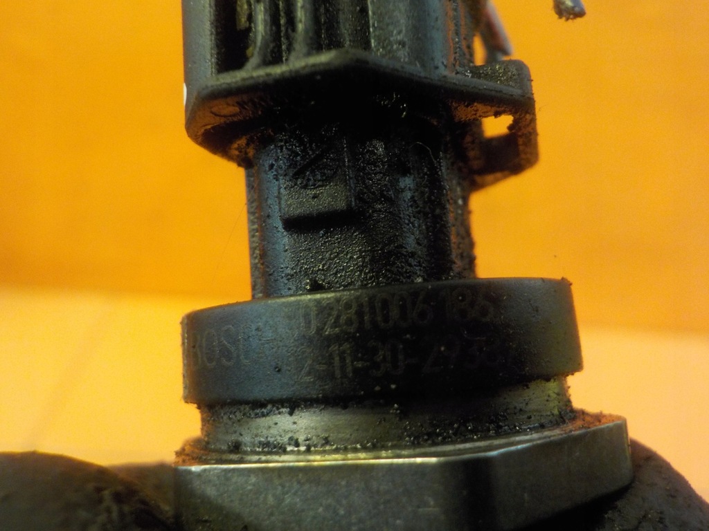 QASHQAI 1.6 DCI EURO 5 13r 131KM Kraftstoffsensor 0281006186 H8200703127 Product image