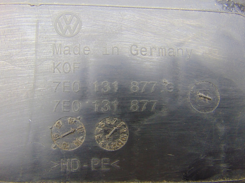 ADBLUE TANKPUMPE VW T5 T6 7E0131877G Product image