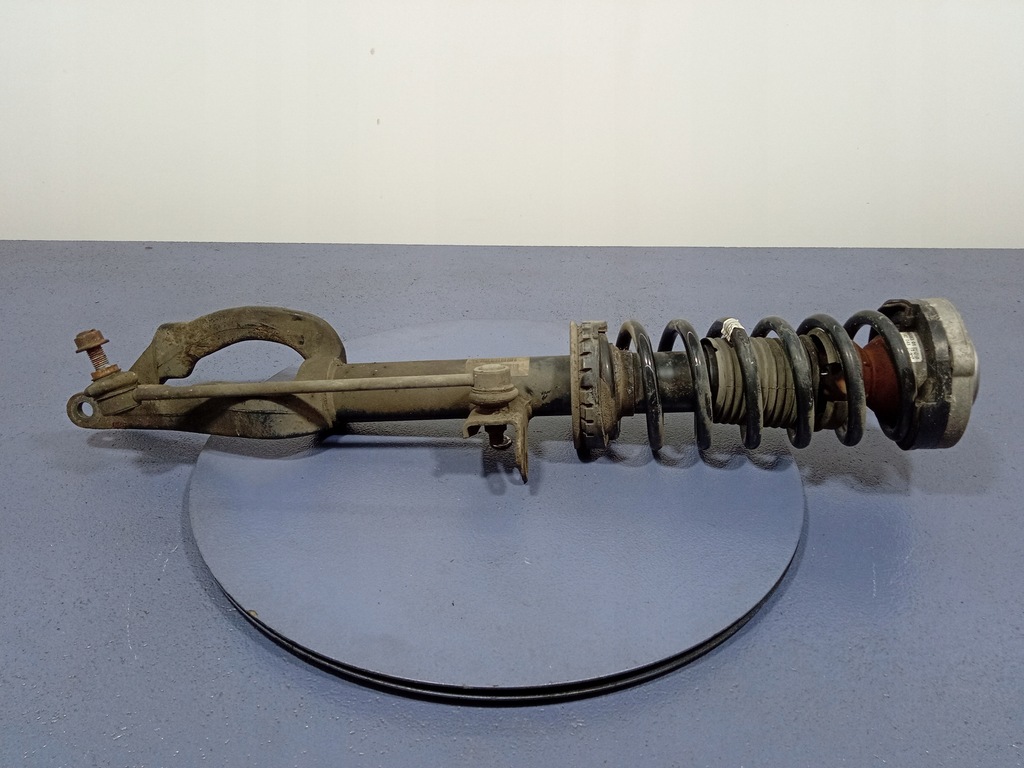 BMW 5 F10 3.0d 3.0i STOSSDÄMPFER VORNE LINKS XDRIVE 6789361 Product image