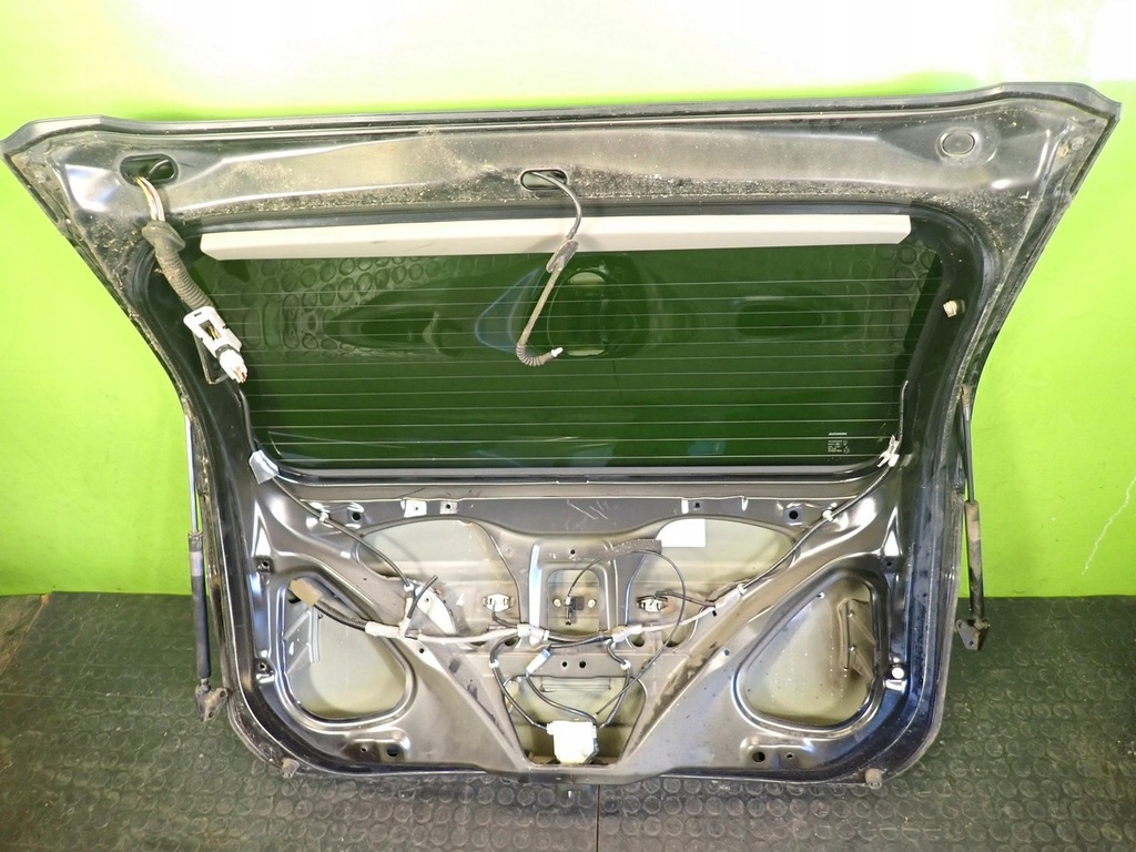 Heckklappe mit Glas HONDA FR-V 06 Product image