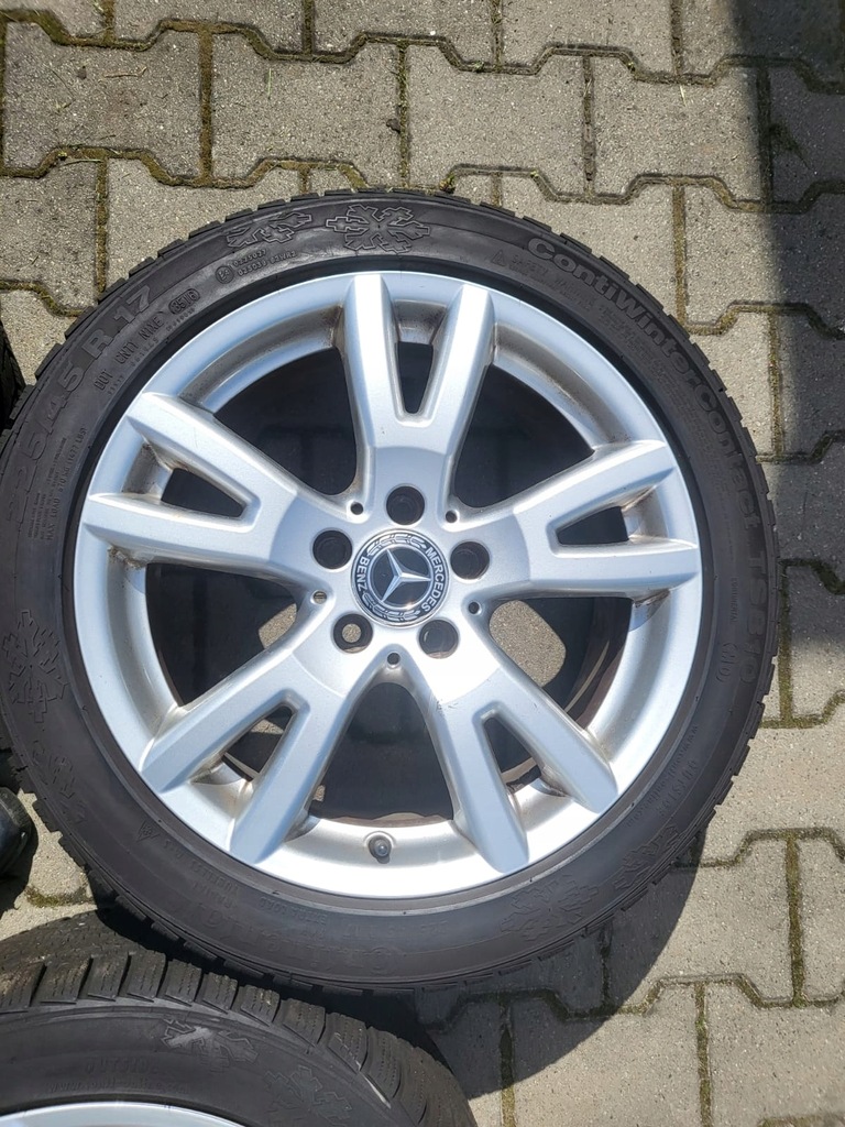 MERCEDES C W204 GLK Felgen auf Winterreifen wie neu Product image