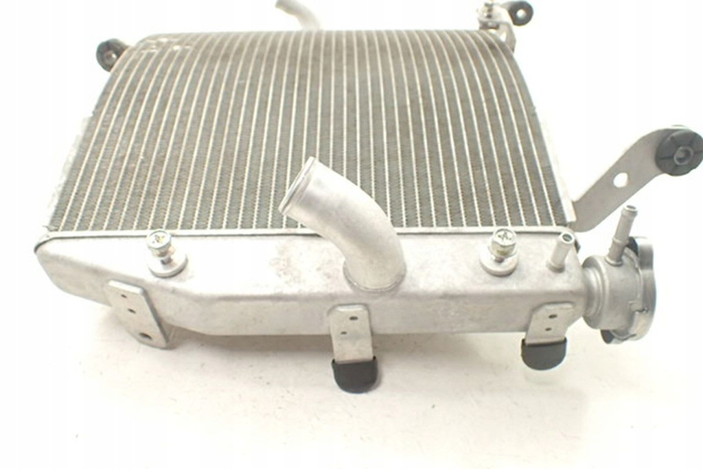 Suzuki GSX-S 1000 16-19 Kühler Original Product image