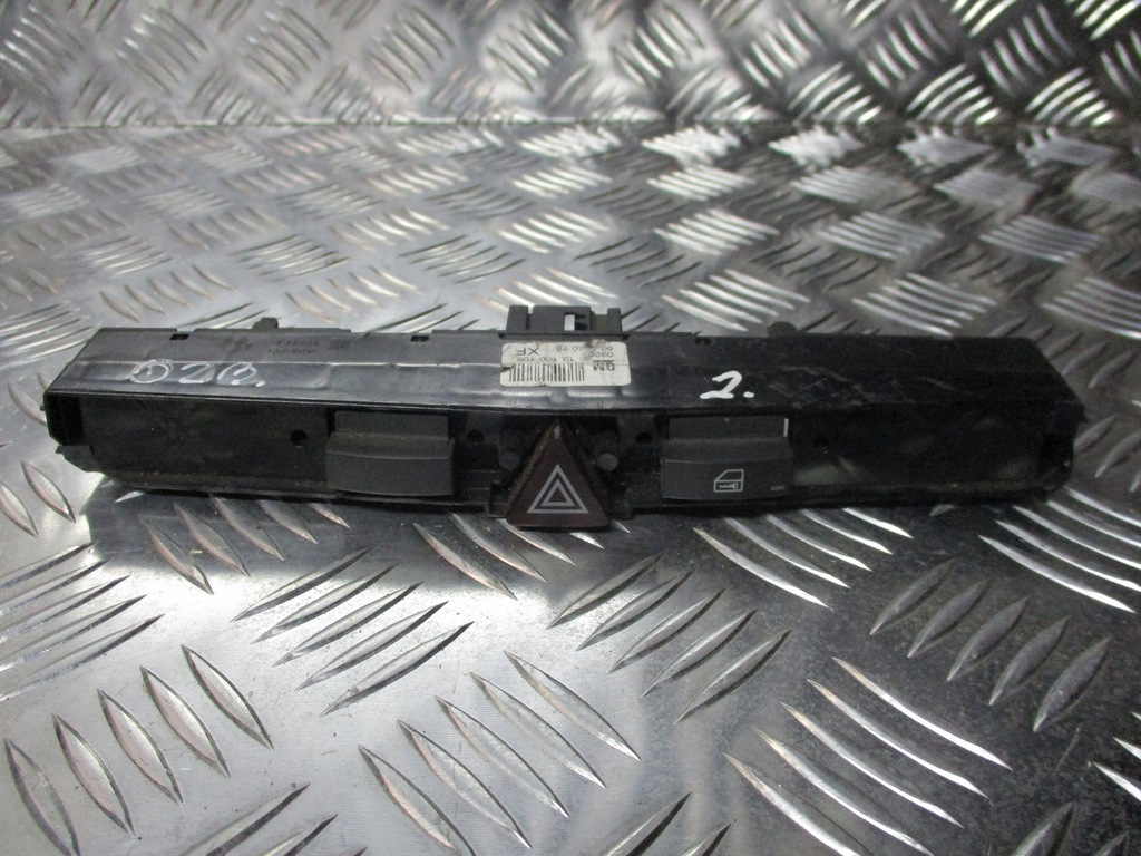 NOTSCHALTER OPEL ZAFIRA B 13100105XF Product image