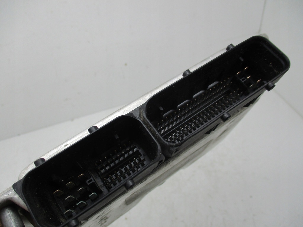 Passat B5 1.9 TDI Motorsteuergerät 038906019EM Product image