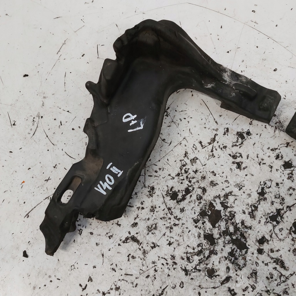 VOLVO V40 II FENDER SOUND SOUNDING LINKS + RECHTS 31371933 31371932 Product image