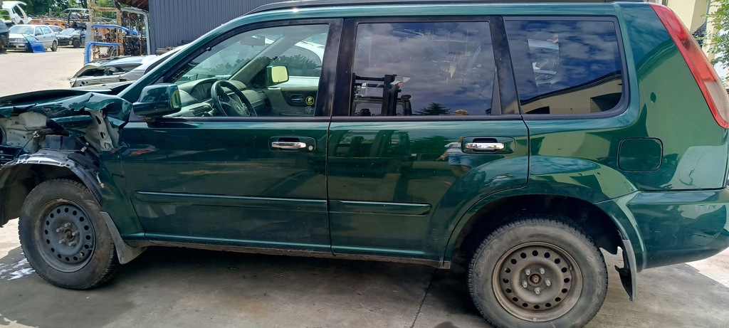 Nissan X-Trail 2.2DCI Engine Controller 23710EQ405 Product image