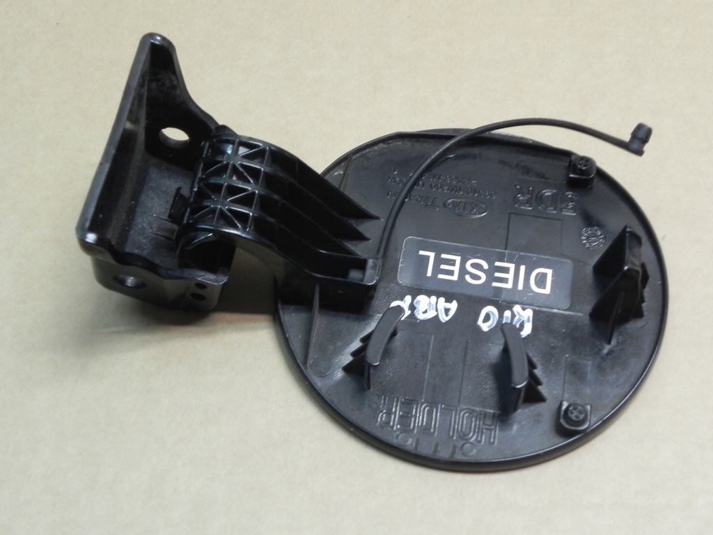 KIA RIO III 3 11-16 ABP KRAFTSTOFFEINFÜLLKLAPPE 69510-1W200 Product image