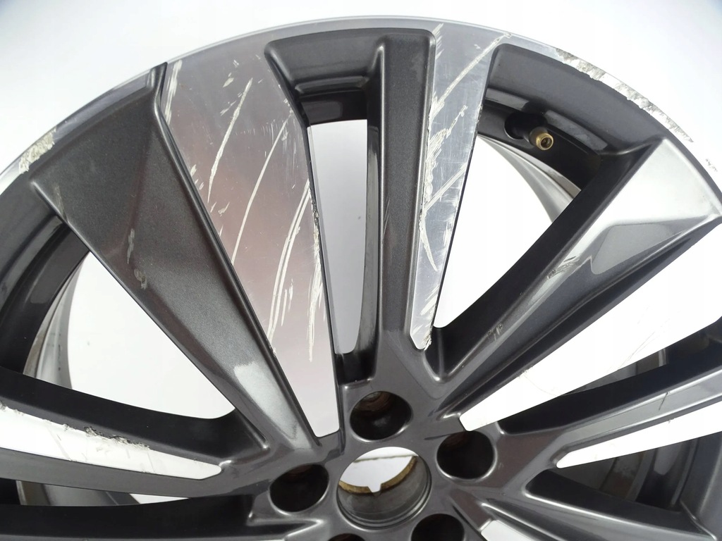 PEUGEOT 7J x 19 CH5-38 FELGE Product image