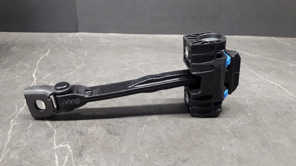 8U0837249c Türbegrenzer Audi Q3 Product image
