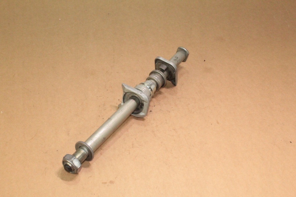TRIUMPH TRIDENT 660 21- HINTERACHSE Product image