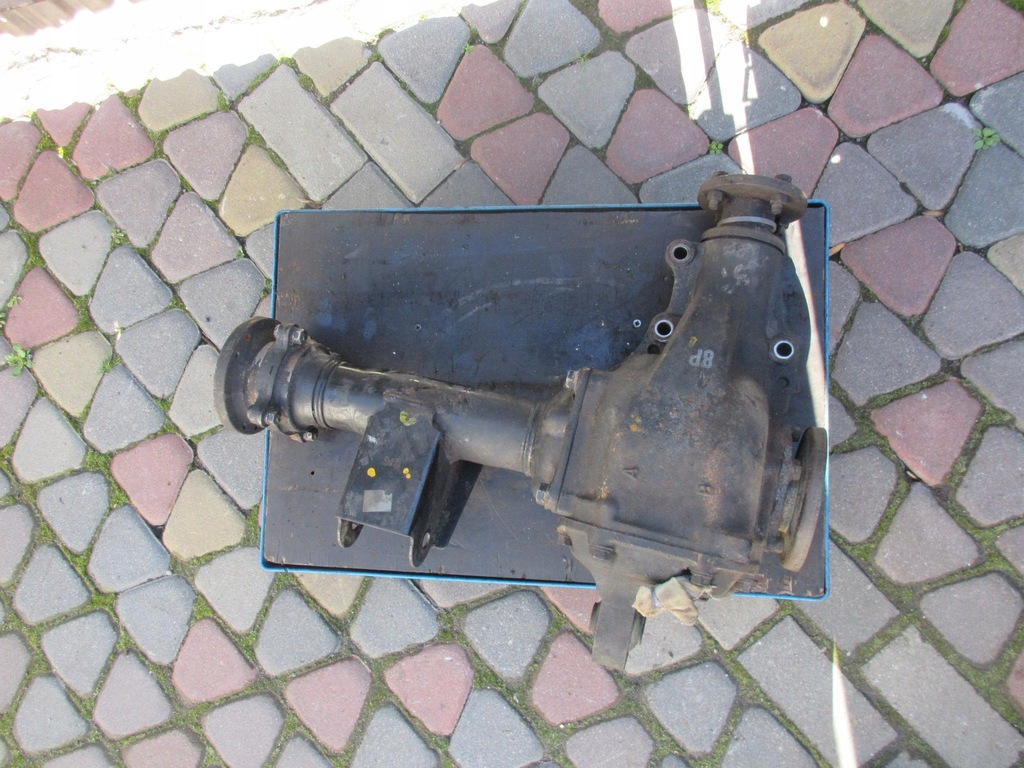 NISSAN TERRANO I 86-96 3D 2.4i Z24i ACHSE VORDERDIFFERENTIAL Product image