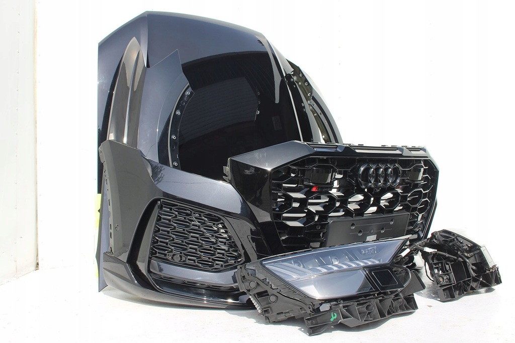 Audi RSQ8 Frontmatrix -Maske Madguard Stoßstange Gürtel Product image