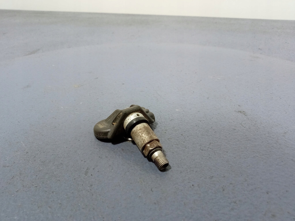 BMW G20 G21 G22 F40 F44 REIFENDRUCKSENSOR RDC 6877936 Product image