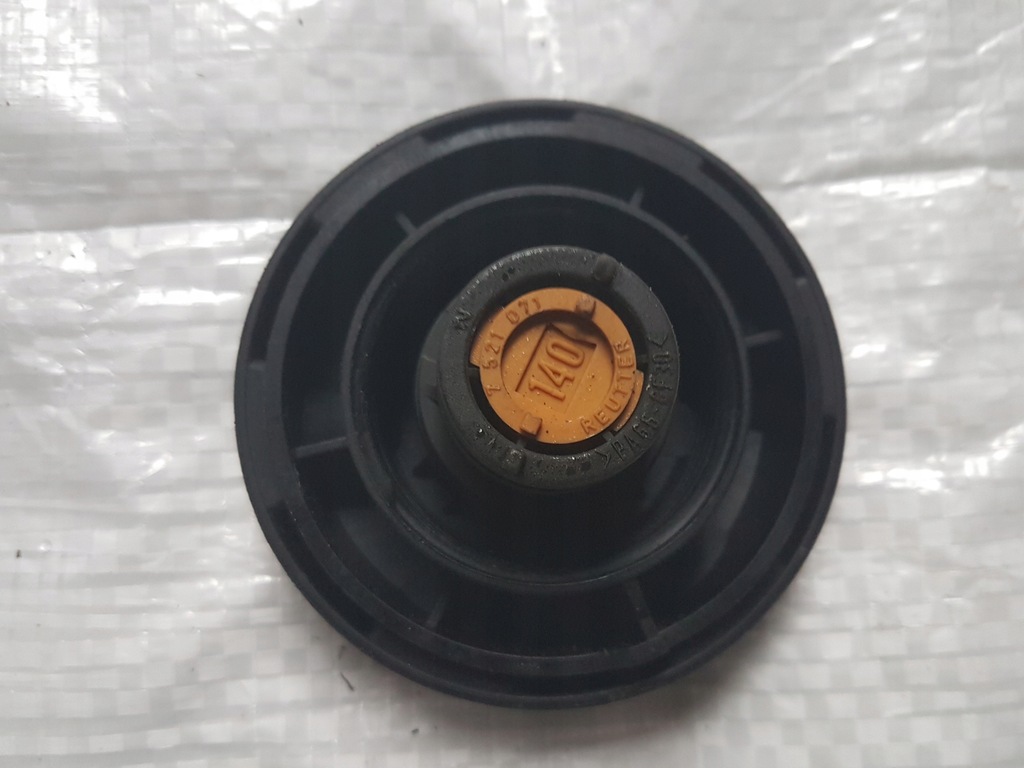 Bmw 1 F20 F10 F30 FLÜSSIGKEITSBEHÄLTERDECKEL 7521071 Product image