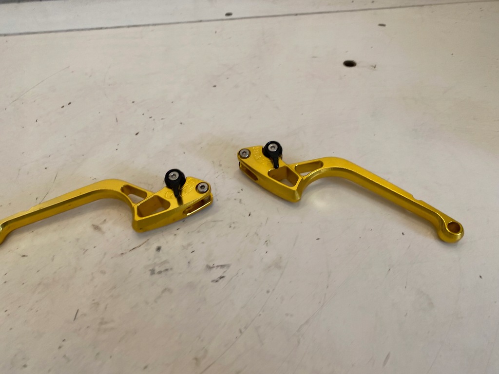 Suzuki RF 900 R 94–99 900R Gold Griffe Set X2 Bremskupplungshebel Product image